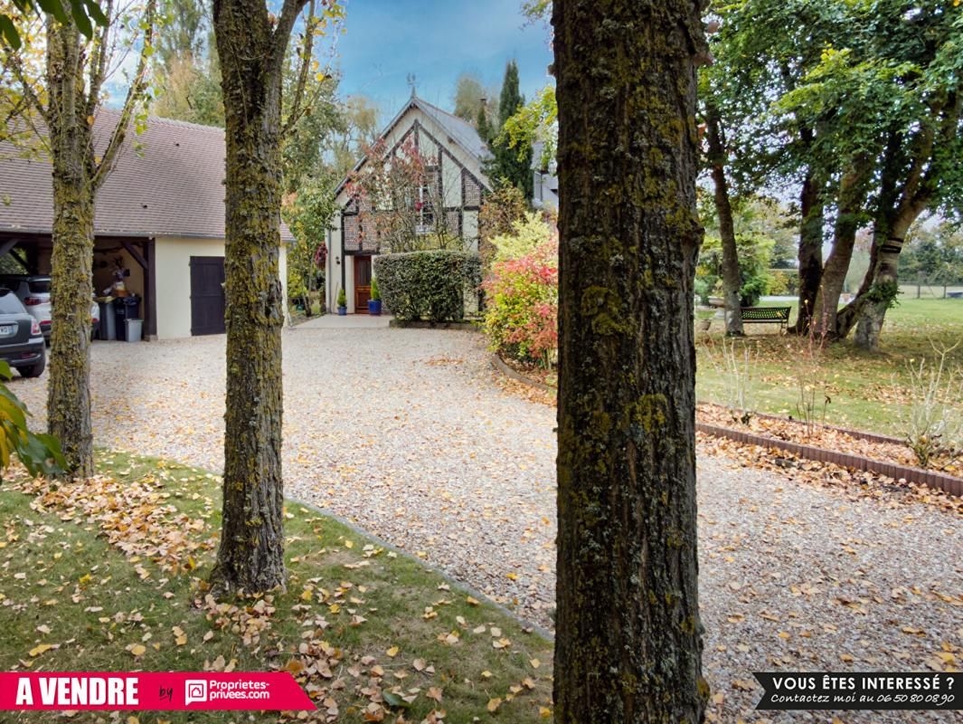 BERNAY Propriété de 230 m² sur environ 2,5 hectares avec piscine, prairies et cadre paisible 4