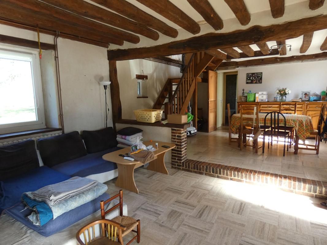 DAMPIERRE-SUR-AVRE Maison à Rénover 7 pièce(s) 155 m2 2