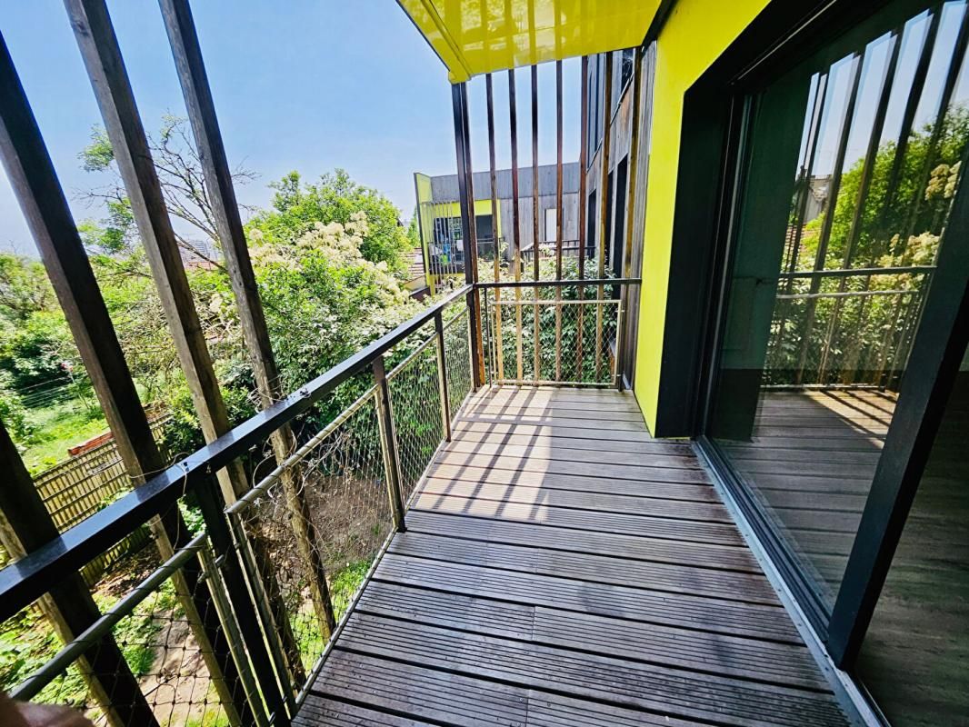 MONTREUIL Appartement Montreuil 5 pièce(s) 94.40 m2 3