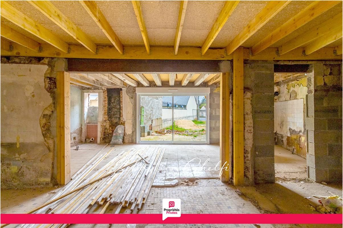 ROMORANTIN-LANTHENAY Maison à rénover, possibilité de 3 chambres-dépendance-places de parking 4