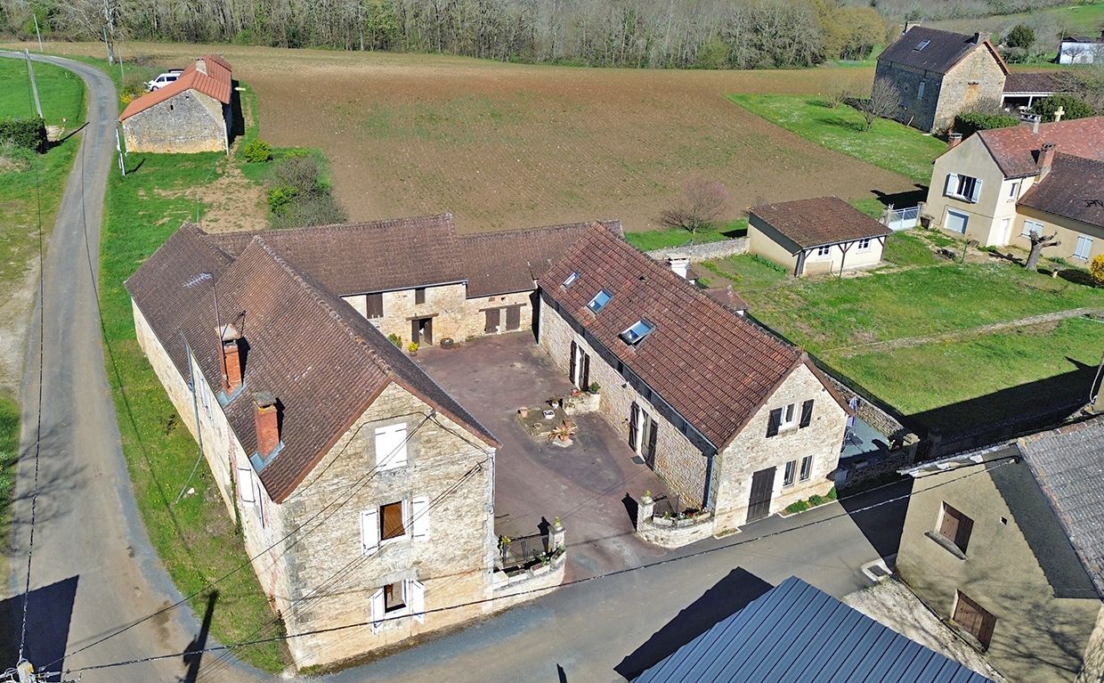 PRATS-DE-CARLUX Maison Prats De Carlux 252 m2 2