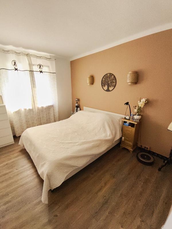 BEDARRIDES Bedarrides: au calme et proche du centre 4