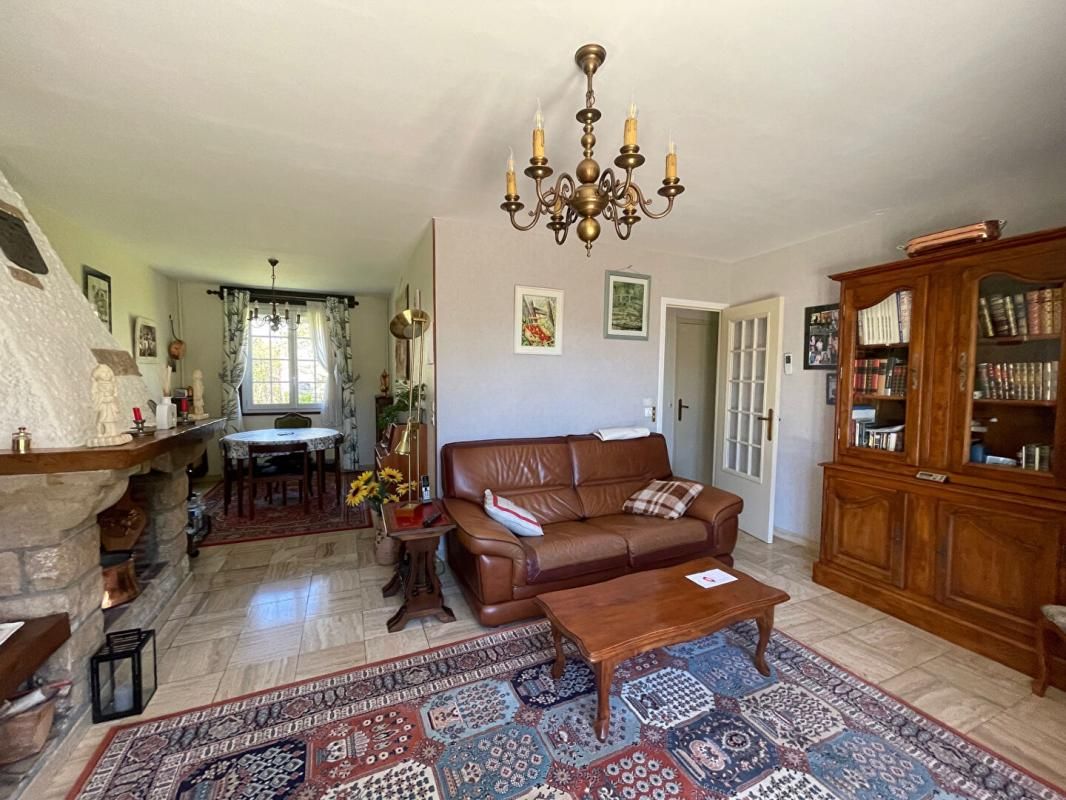 NOGENT-SUR-VERNISSON Maison Nogent Sur Vernisson 5 pièces 3