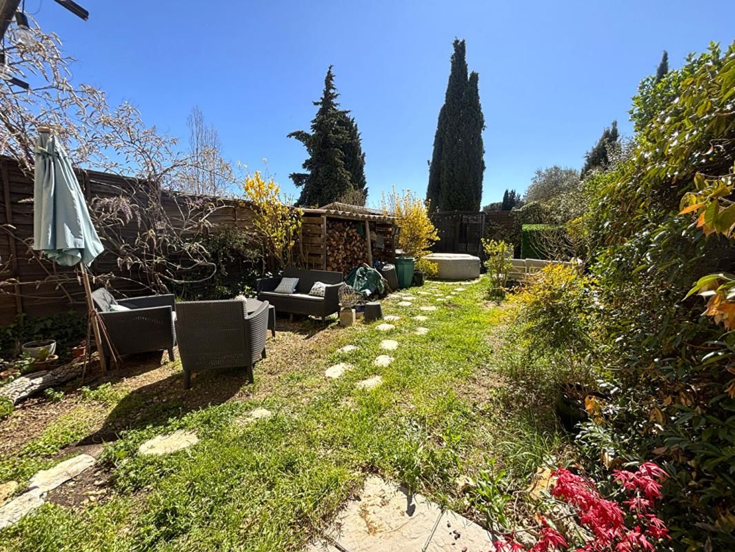 MONTAUROUX Maison avec jardin plein sud  à Montauroux 1