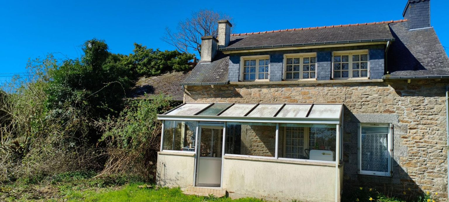 LOUDEAC Exclusivité!! Côtes d'Armor. 22210 Plémet, Maison en pierres, 2 chambres, dépendances, garage et terrain 2
