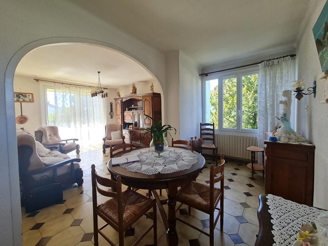 SAINT-MARTIN-DE-VALGALGUES Maison 3 chambres - Garage 40 m² -Terrain 455 m² -Proche centre village 3