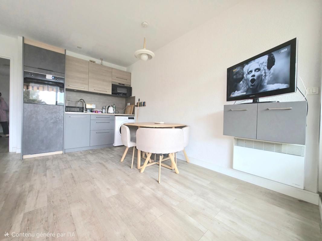 CAVALAIRE-SUR-MER Appartement Cavalaire Sur Mer 2 pièce(s) TERRASSE PISCINE 31 m2 229000 EUR 3