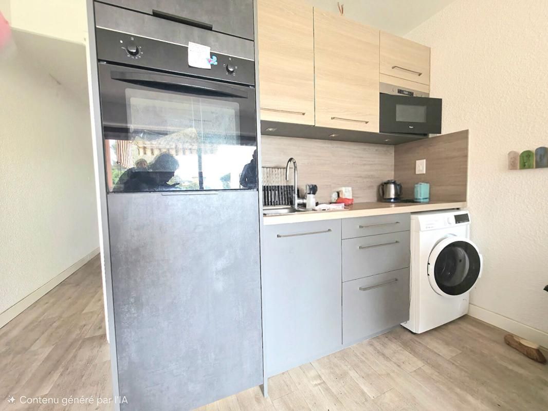 CAVALAIRE-SUR-MER Appartement Cavalaire Sur Mer 2 pièce(s) TERRASSE PISCINE 31 m2 229000 EUR 4