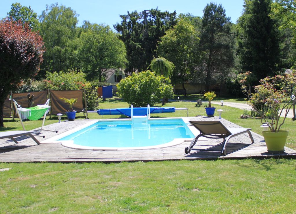 Maison Bullion 8 pièces 253 m2