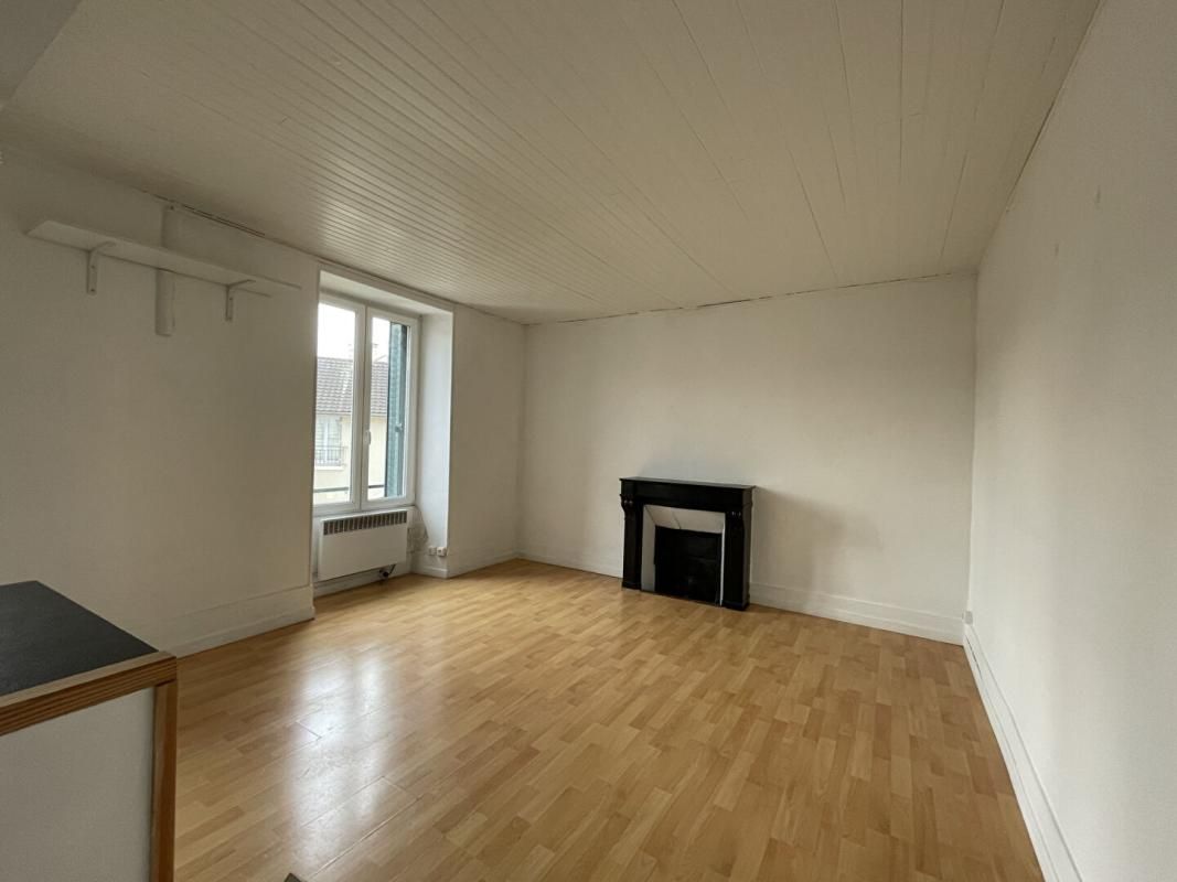Appartement  Mours: 2 pièces 35 m2