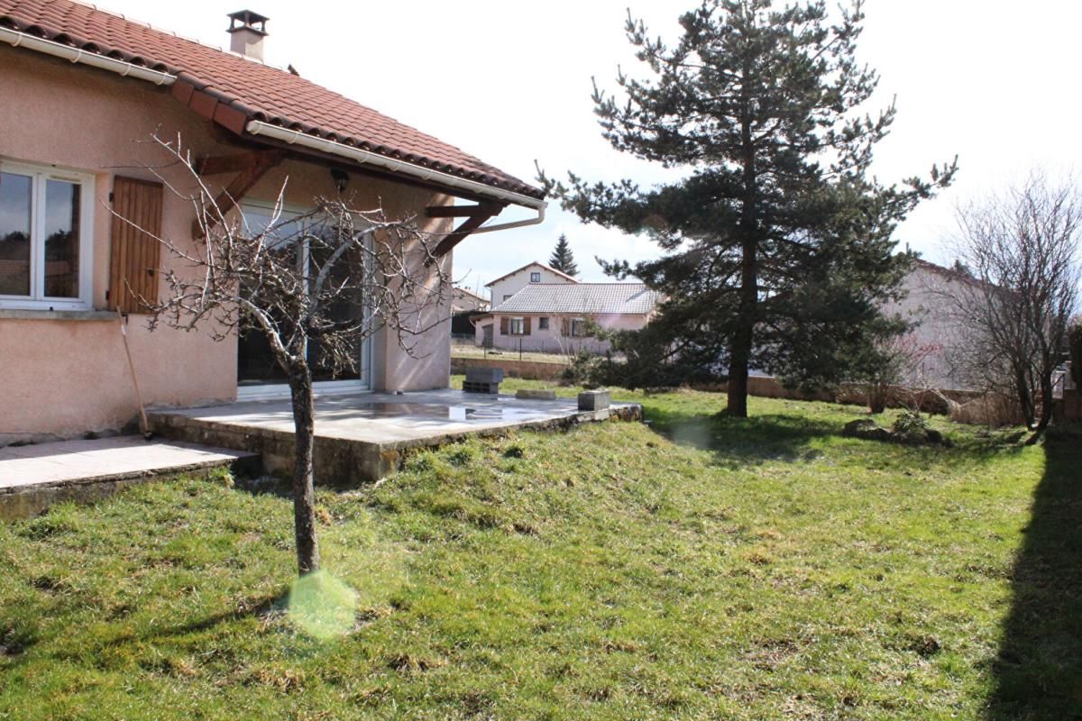 COUCOURON Maison en Exclusivité Coucouron 6 pièce(s) 90 m2 1