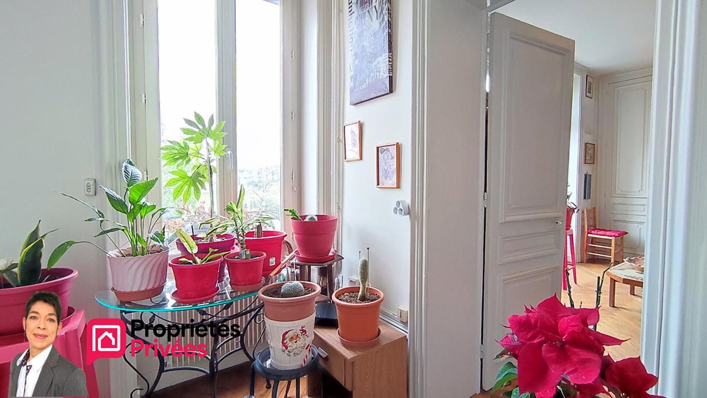 THIZY THIZY-LES-BOURG (69240) Immeuble de rapport en monopropriété , rentabilité immédiate 1