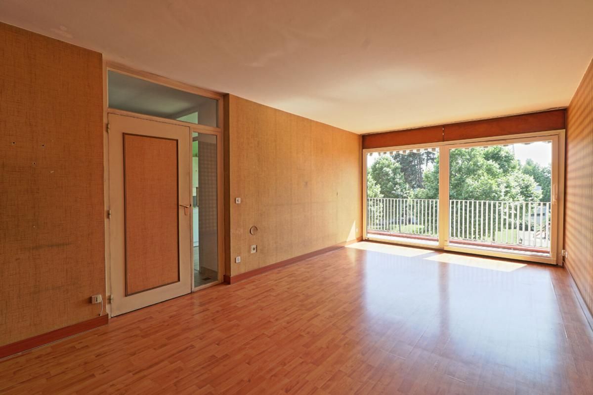 ANNECY Appartement Annecy 3 chambres, 87.50 m² avec balcons et cave 2