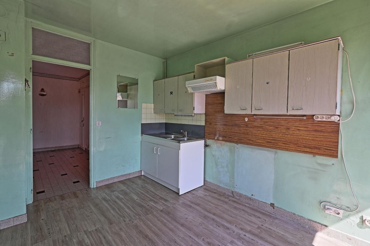 ANNECY Appartement Annecy 3 chambres, 87.50 m² avec balcons et cave 4