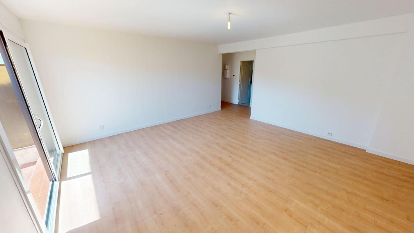 TOULON T4 entièrement rénové 2026 , Jardin , Garage , Résidence sécurisée, Toulon Ouest Valbertrand 4