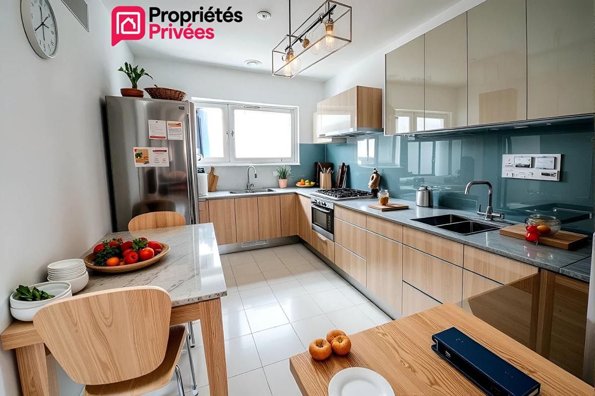 NIMES Belle opportunité à Nîmes - Maison individuelle - 6 pièce(s) - 4 chambres - 97 m2 3