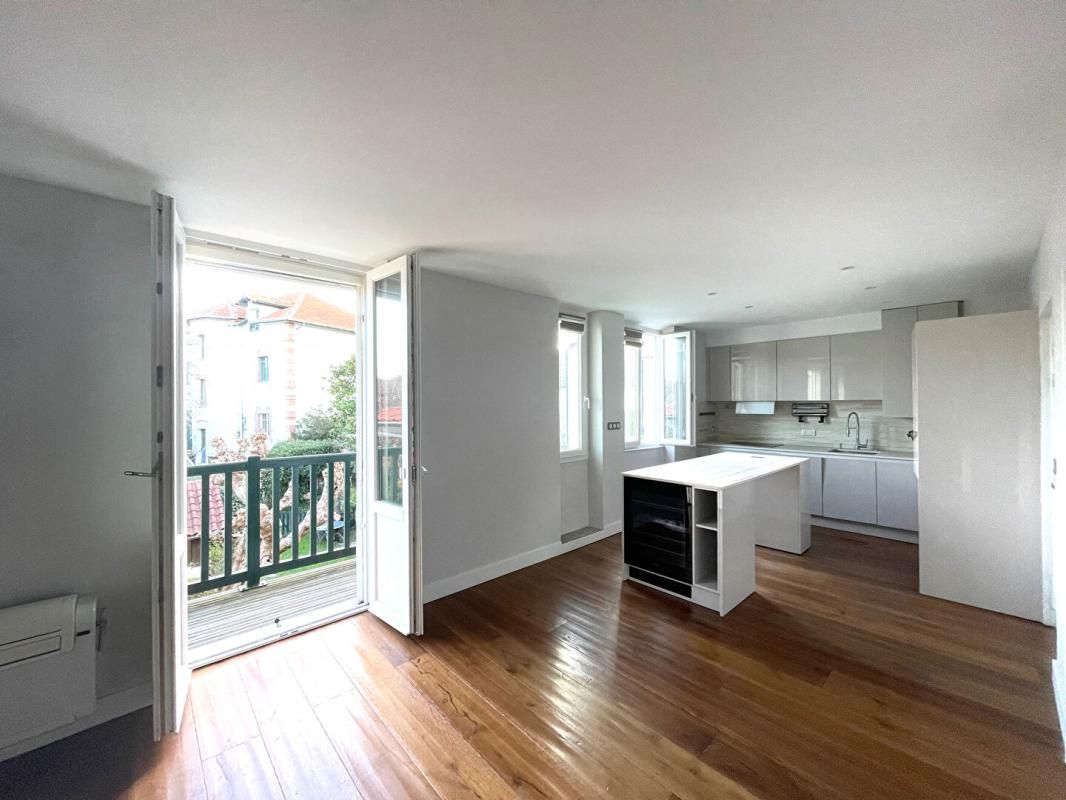 SAINT-JEAN-DE-LUZ Saint-Jean-de-Luz, Quartier Aice Errota, Appartement rénové 2