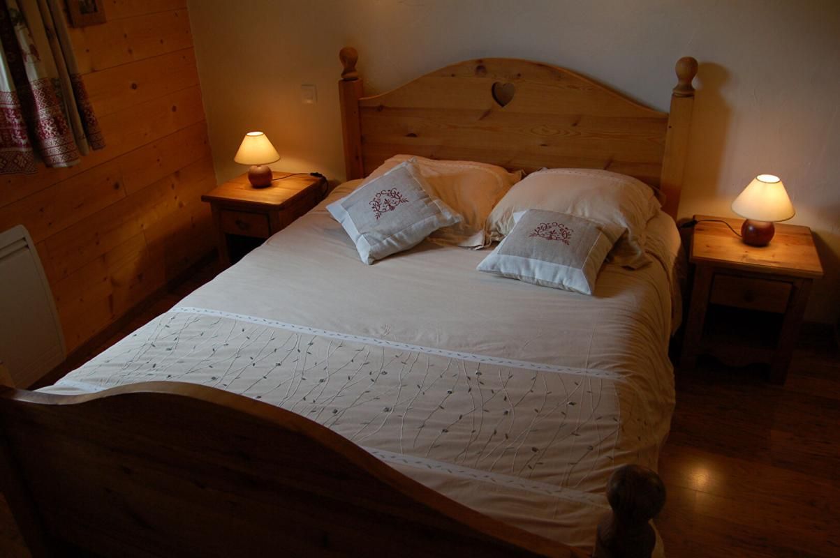 SAINT-JEAN-D'ARVES Maison Saint Jean D Arves 7 pièce(s) 287 m2 2