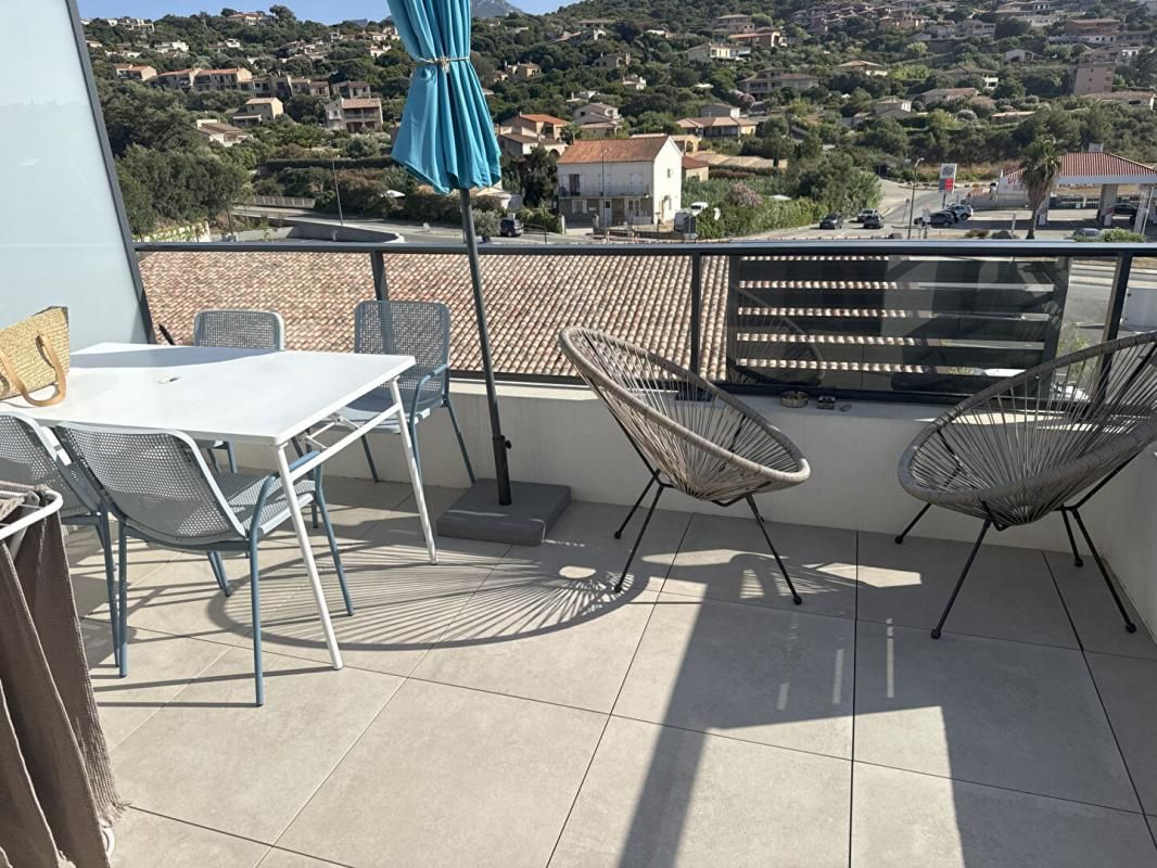 PROPRIANO Appartement Propriano 2 pièce(s) 44 m2, terrasse, garage 20 m2 et place de parking privative 1
