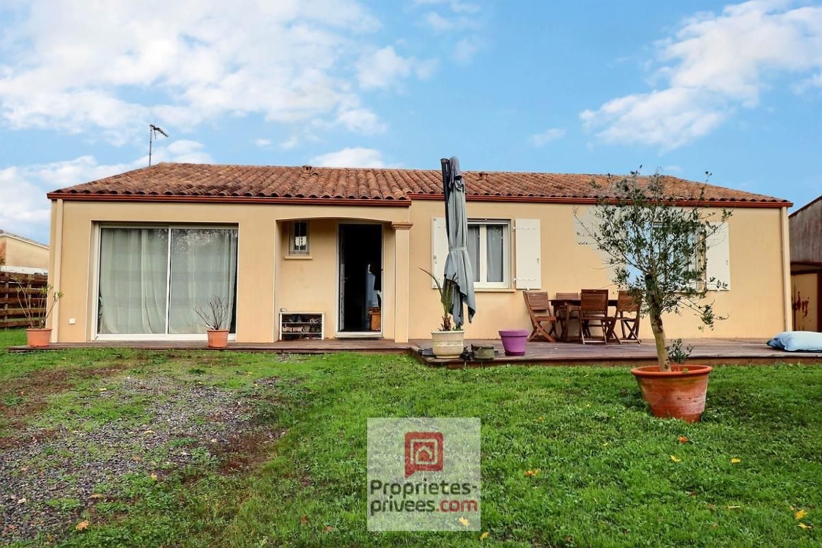 SAINT-HIPPOLYTE Lumineuse Maison de plain-pied de 2006 - 117 m2 habitables - 4 chambres dont 1 suite parentale - cellier - cabanons de jardin 1