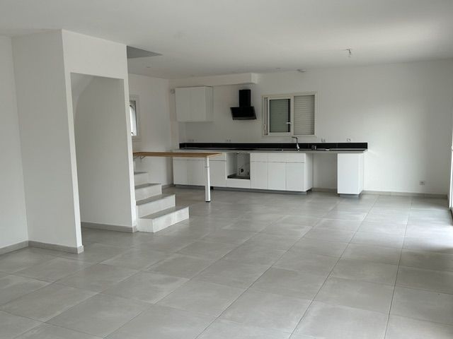 ARGELLIERS Villa  5 pièce(s) 120 m2 2