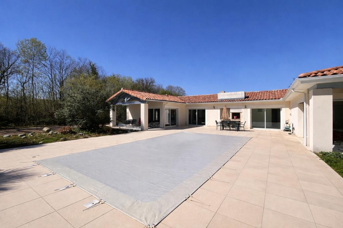 MARSAC-SUR-L'ISLE A vendre, superbe maison de plain-pied, aux portes de Périgueux 24000 sur le secteur de Marsac-sur-l'Isle 2