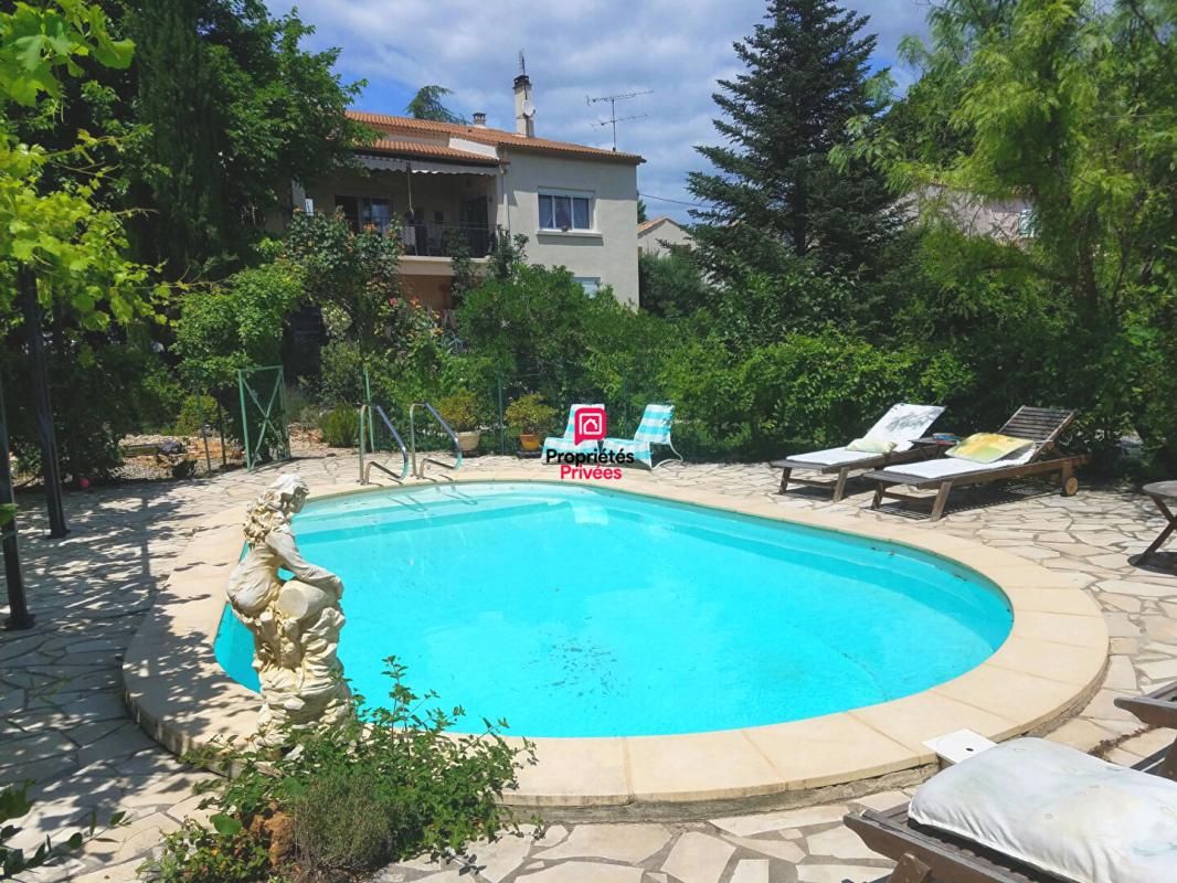 CLARENSAC Maison12 pièces 350 m² avec piscine à Clarensac 1