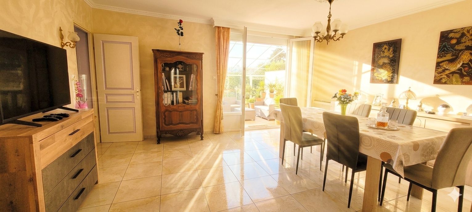 COURSAN Maison familiale 3/4 chambres avec garage, double extérieur - Coursan 3