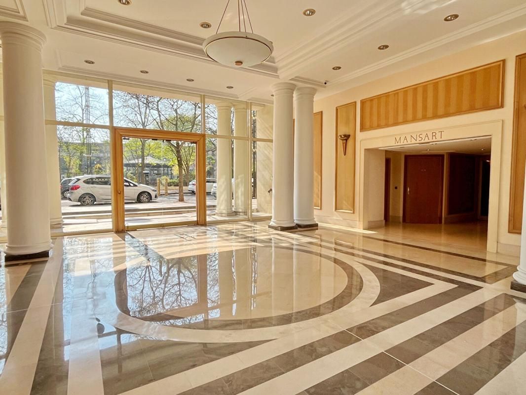 Studio avec terrasse