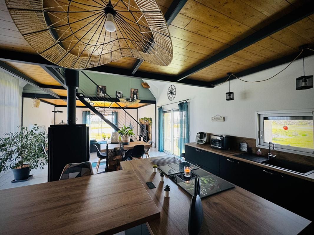 MOULINS Maison + hébergements insolites sur 1 ha 2