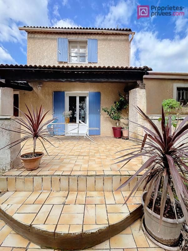 VILLA 115 m²  - TERRAIN 2 136 m² - Double salon - Carport -Fort potentiel - Saint Maximin la Sainte Baume 83470