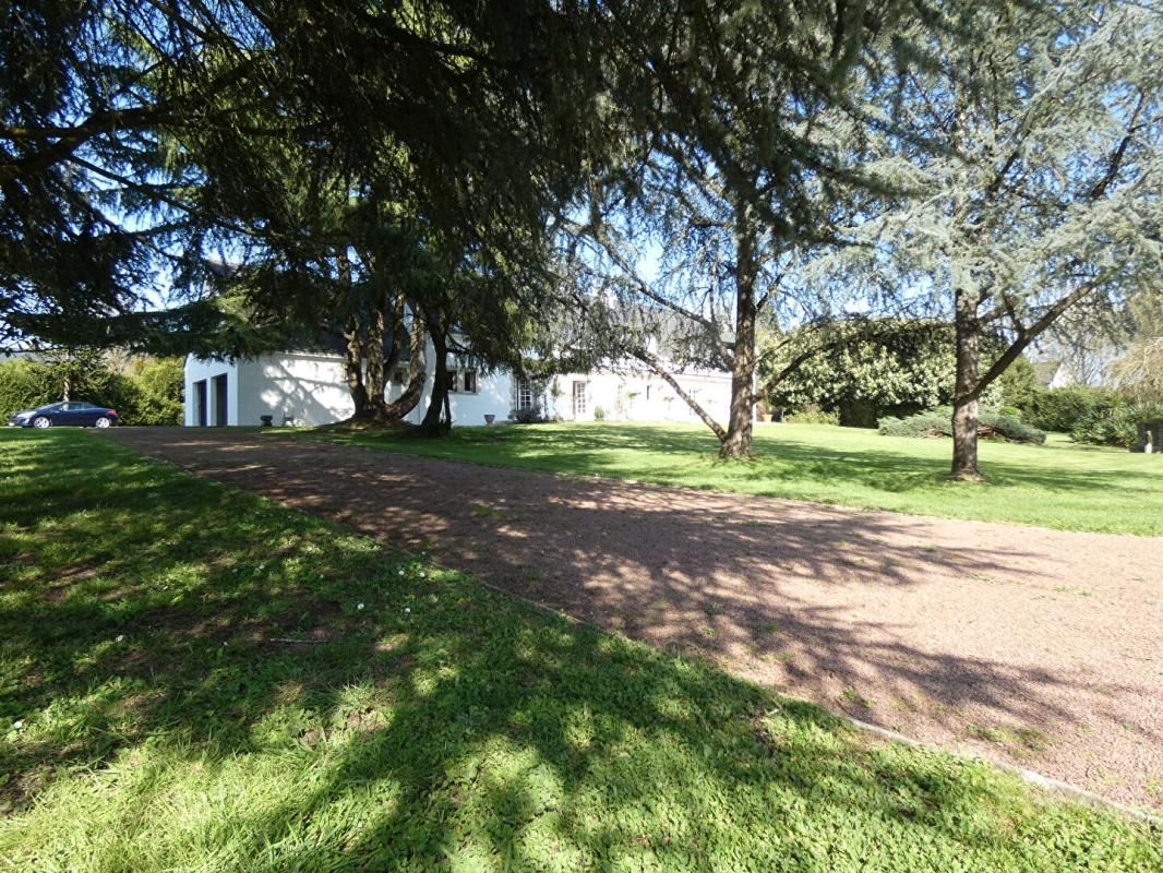 PONTCHATEAU Propriété dans un parc arboré de 2 ha 3