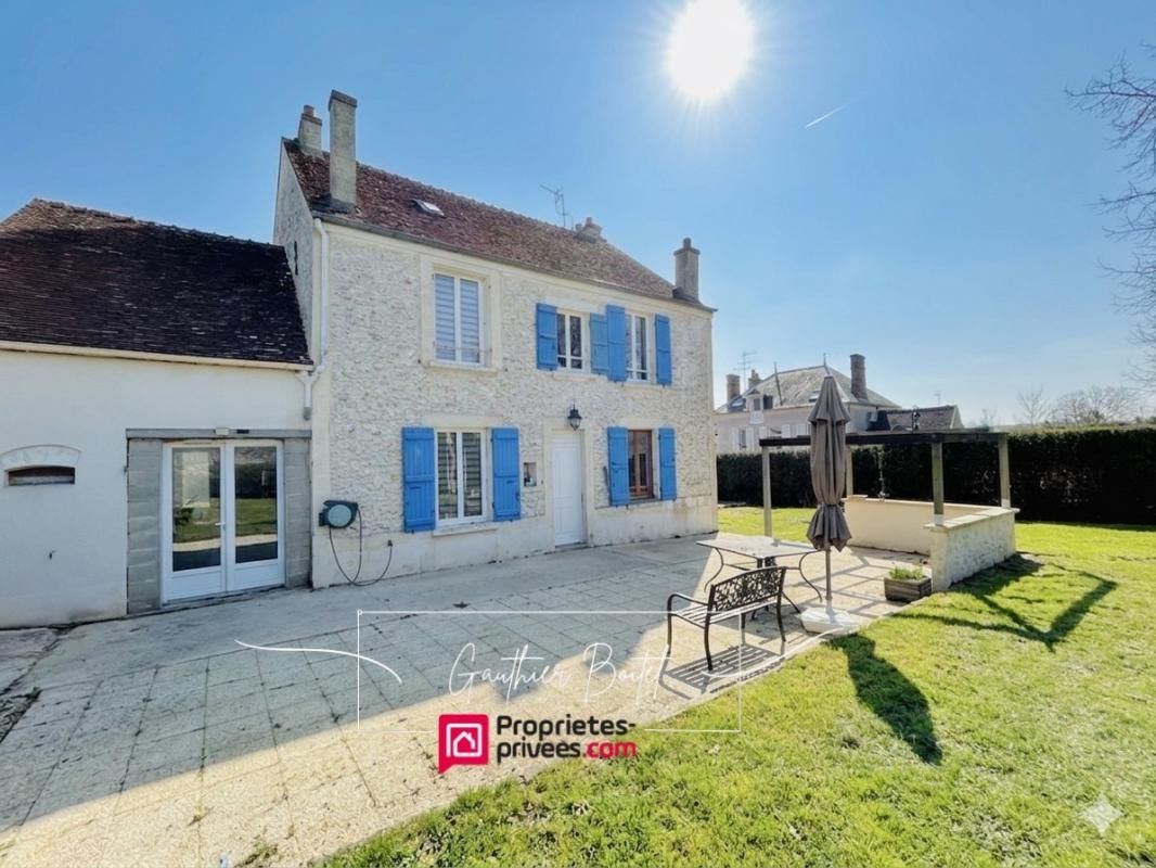 LA FERTE-GAUCHER Maison Jouy sur Morin 6 pièce(s) 132 m2 2