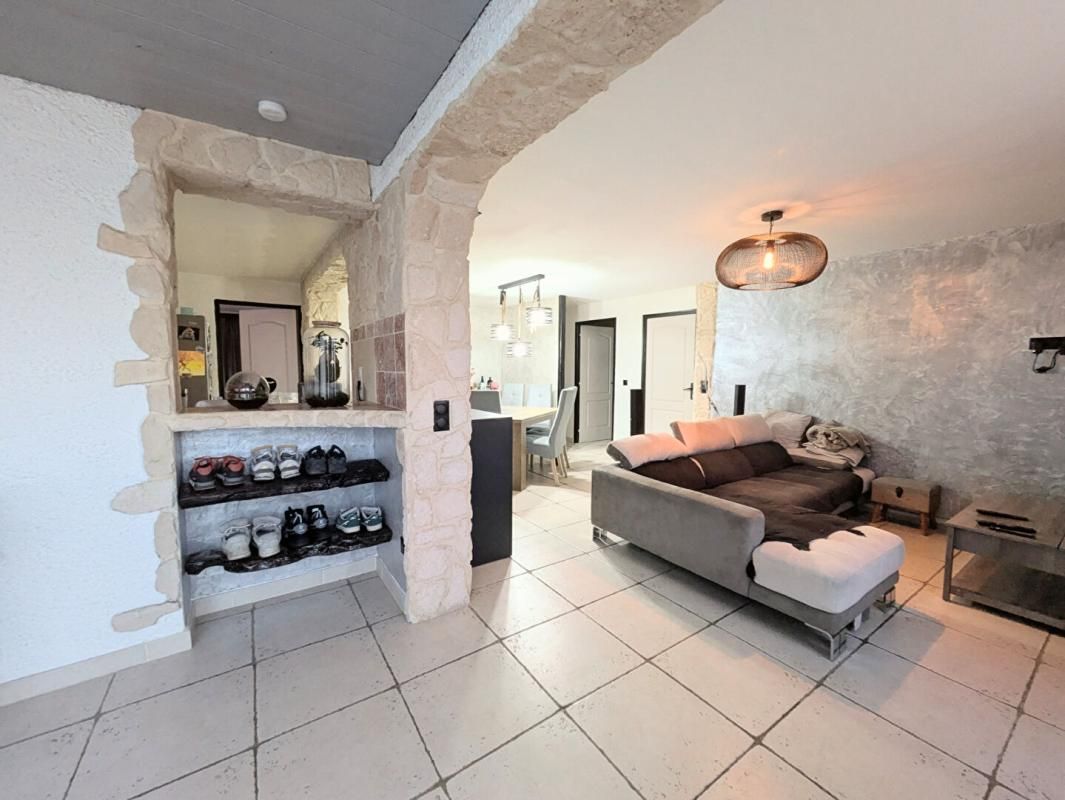 PEYRUIS Maison de plain pied 4