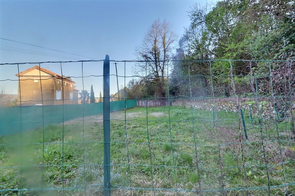 AUBENAS Aubenas maison de 1850 avec véranda sans vis à vis, 108 m² 3