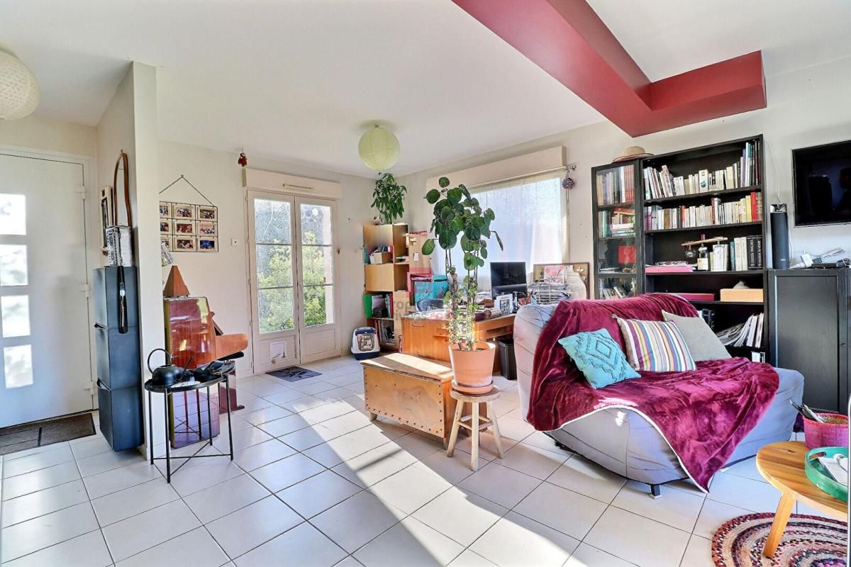 SAINT-VRAIN Maison Saint-Vrain 7 pièces 122 m2 2