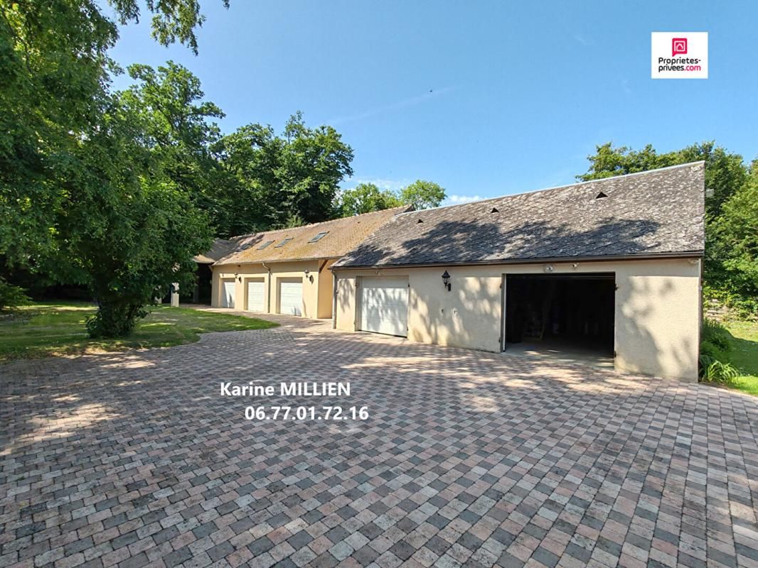 DAMPIERRE-SUR-AVRE DAMPIERRE SUR AVRE 28350 Maison individuelle - 1 étage - 5 chambres - Garages - Terrain - 448 000  HAI 4