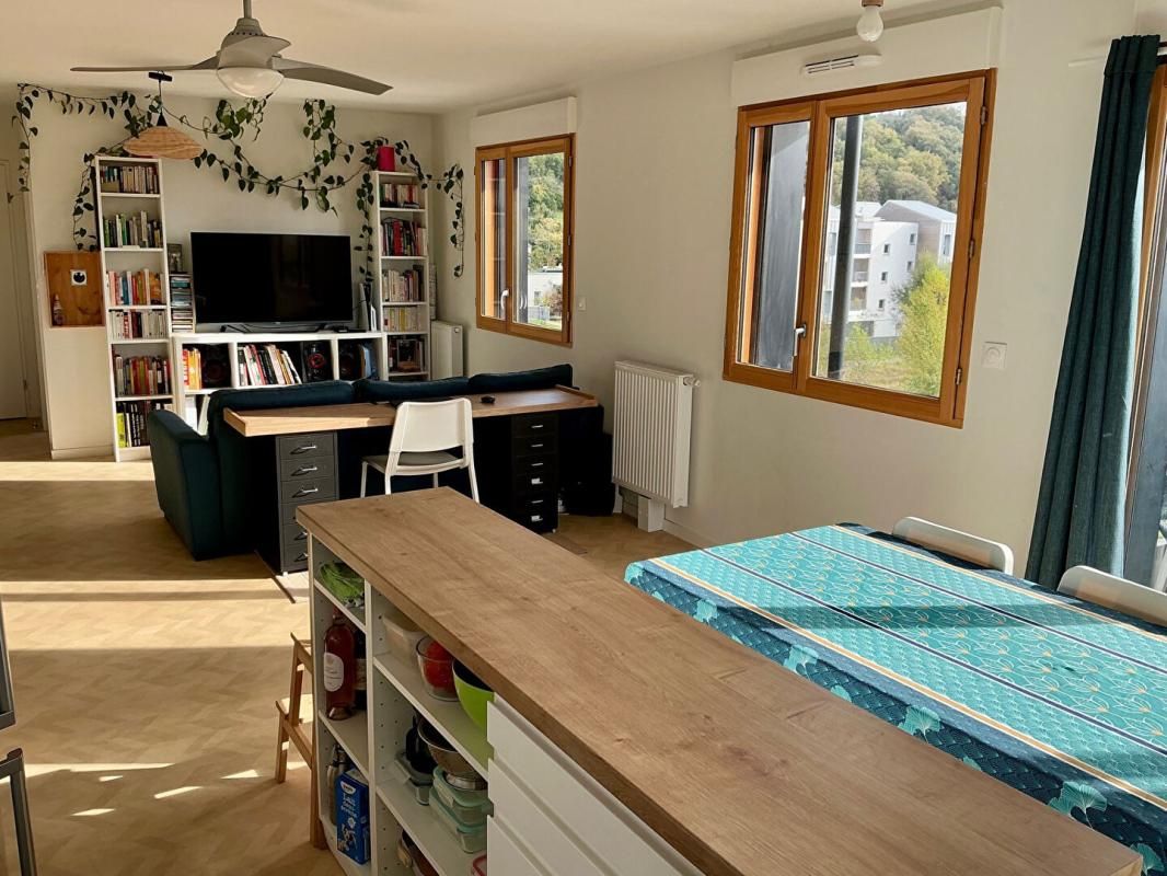 FLOIRAC Appartement Floirac 4 pièce(s) 83 m2 4