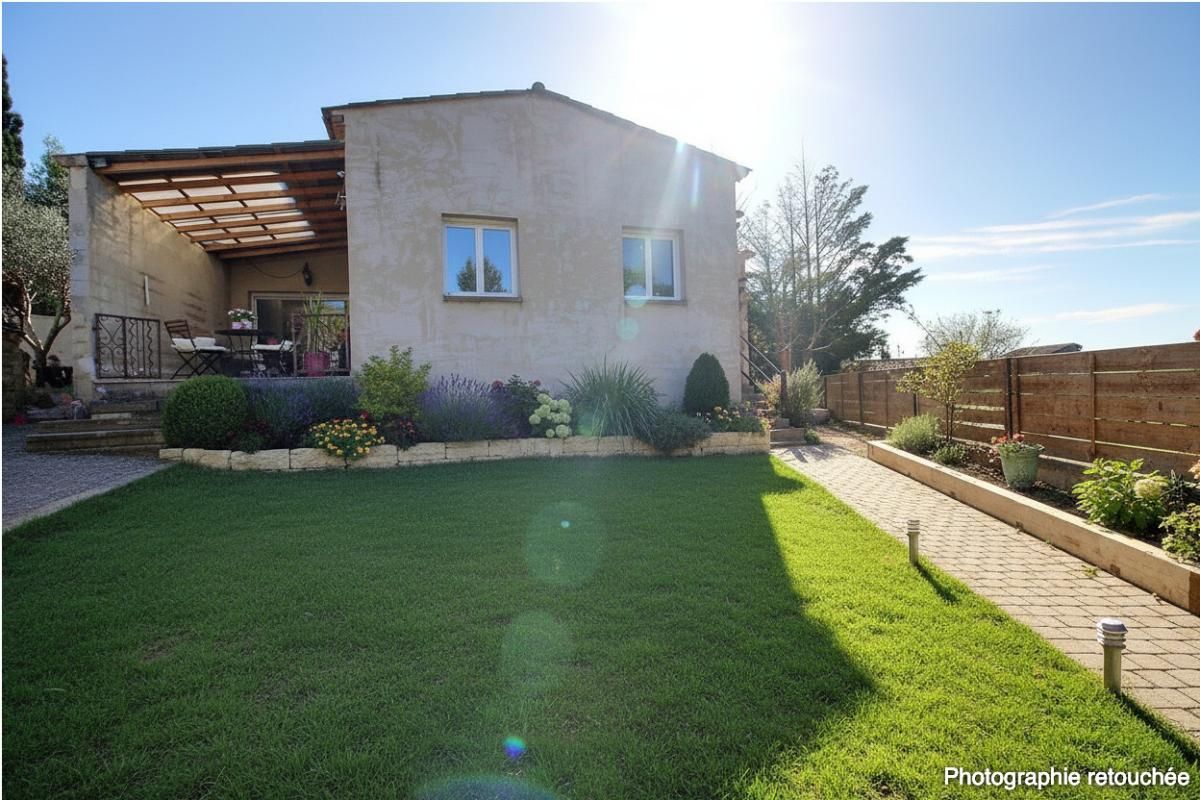 UZES UZES : Saint-Hippolyte de Montaigu villa de 2019 3 chambres 89m²terrain clos de 370 m² 1