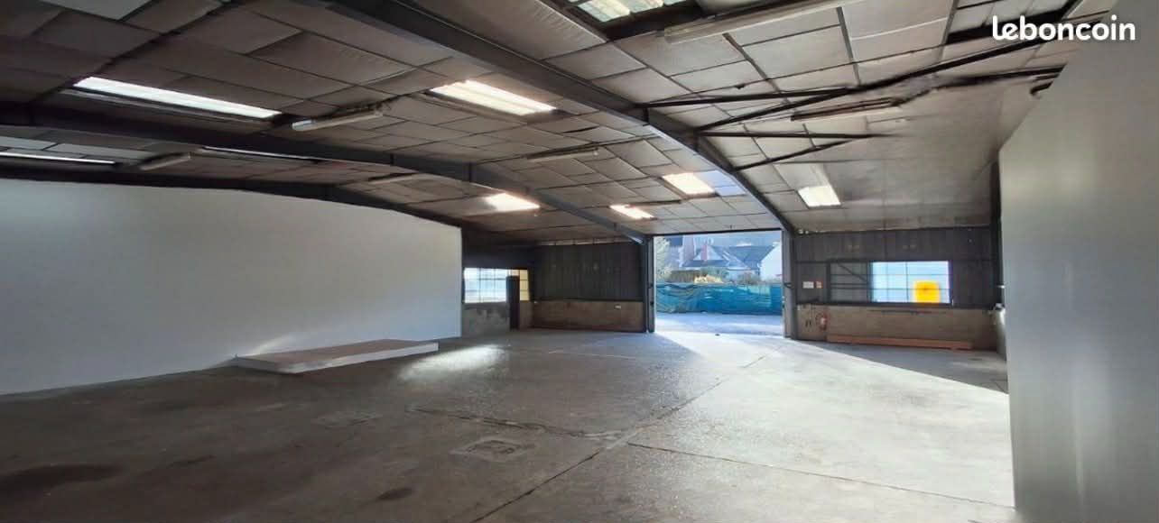 NOGENT-SUR-OISE LIANCOURT - Entrepôt avec parking 2