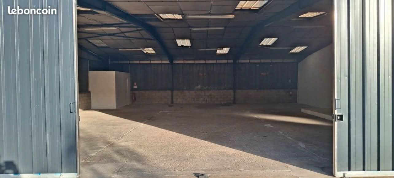 NOGENT-SUR-OISE LIANCOURT - Entrepôt avec parking 4