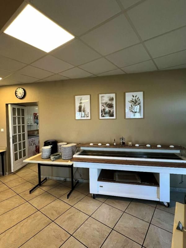 SARLANDE Restaurant Sarlande 6 pièce(s) 235 m2 3