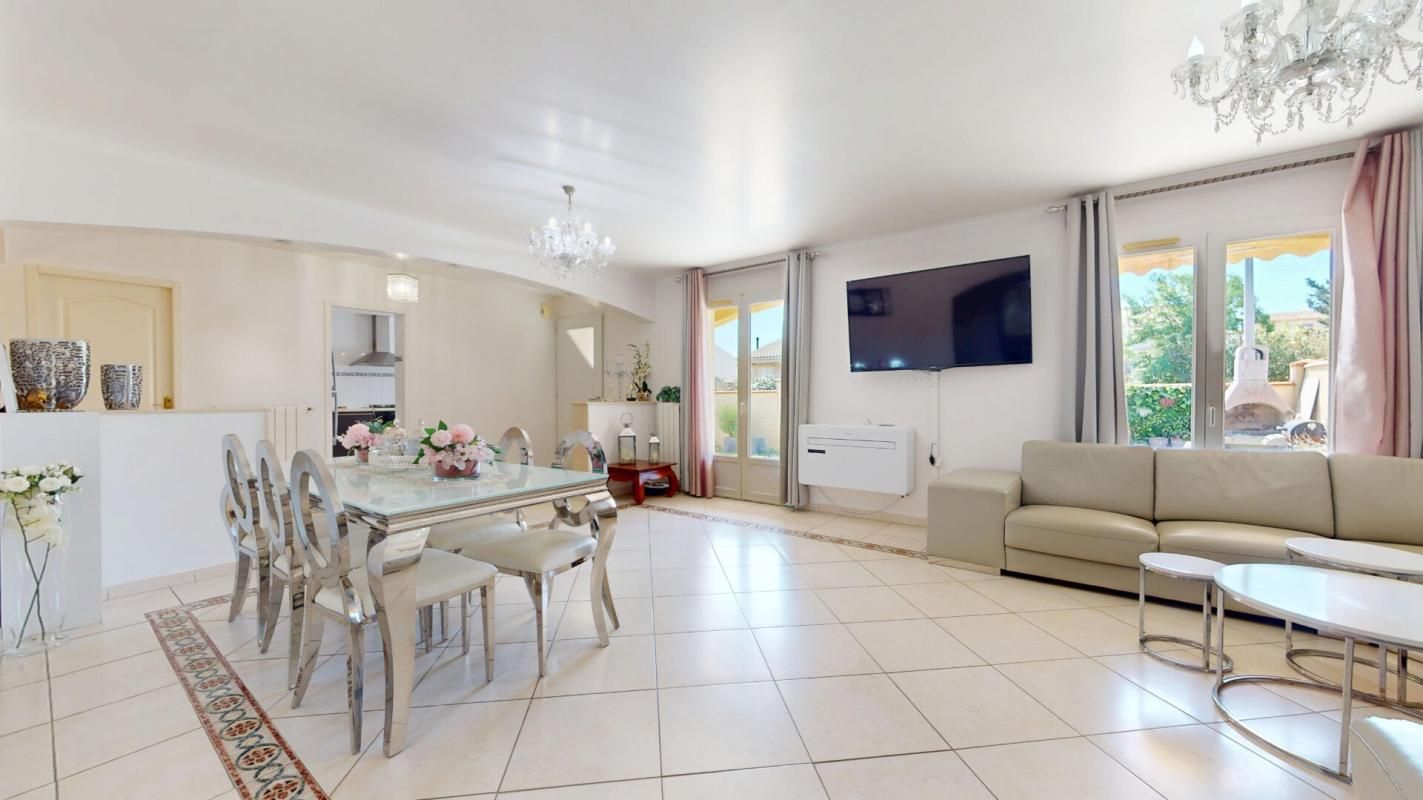 CARCASSONNE EN EXCLUSIVITE - PLAIN PIED - 2 FACES - 3 CHAMBRES - CLIMATISATION - CHAUFFEAU THERMODYNAMIQUE 2