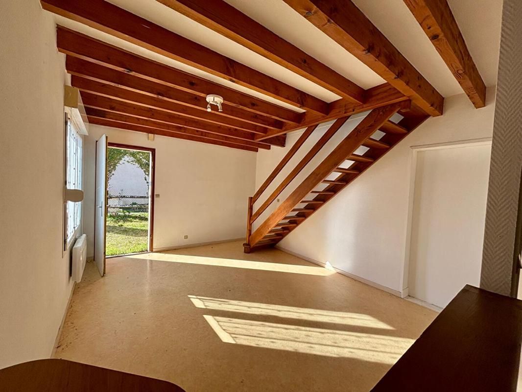 Ensemble immobilier - 2 appartements - Idéal investisseur - Magny-Cours