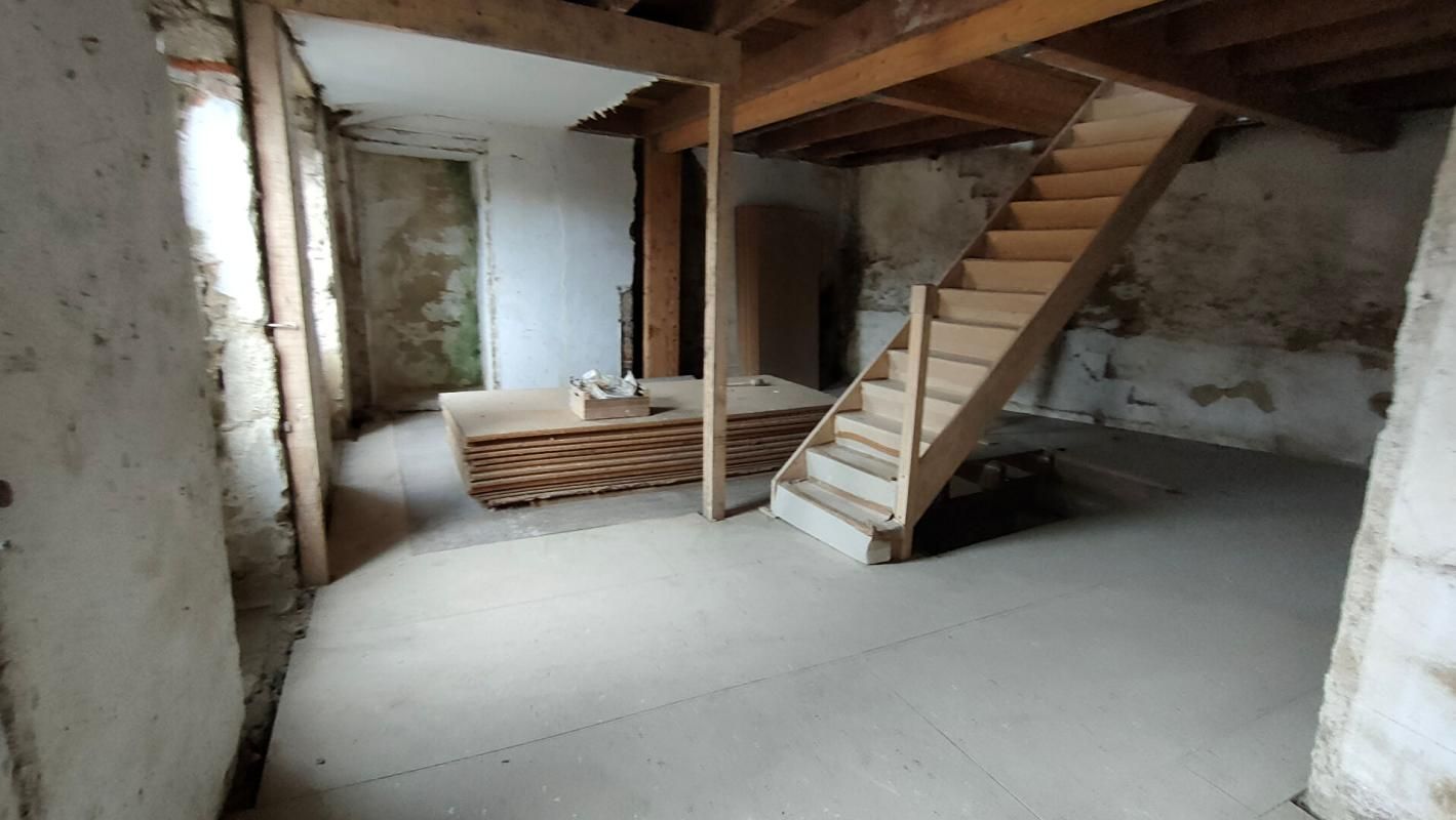 CHAMBRETAUD Maison Chambretaud 3 pièces 120 m2 4