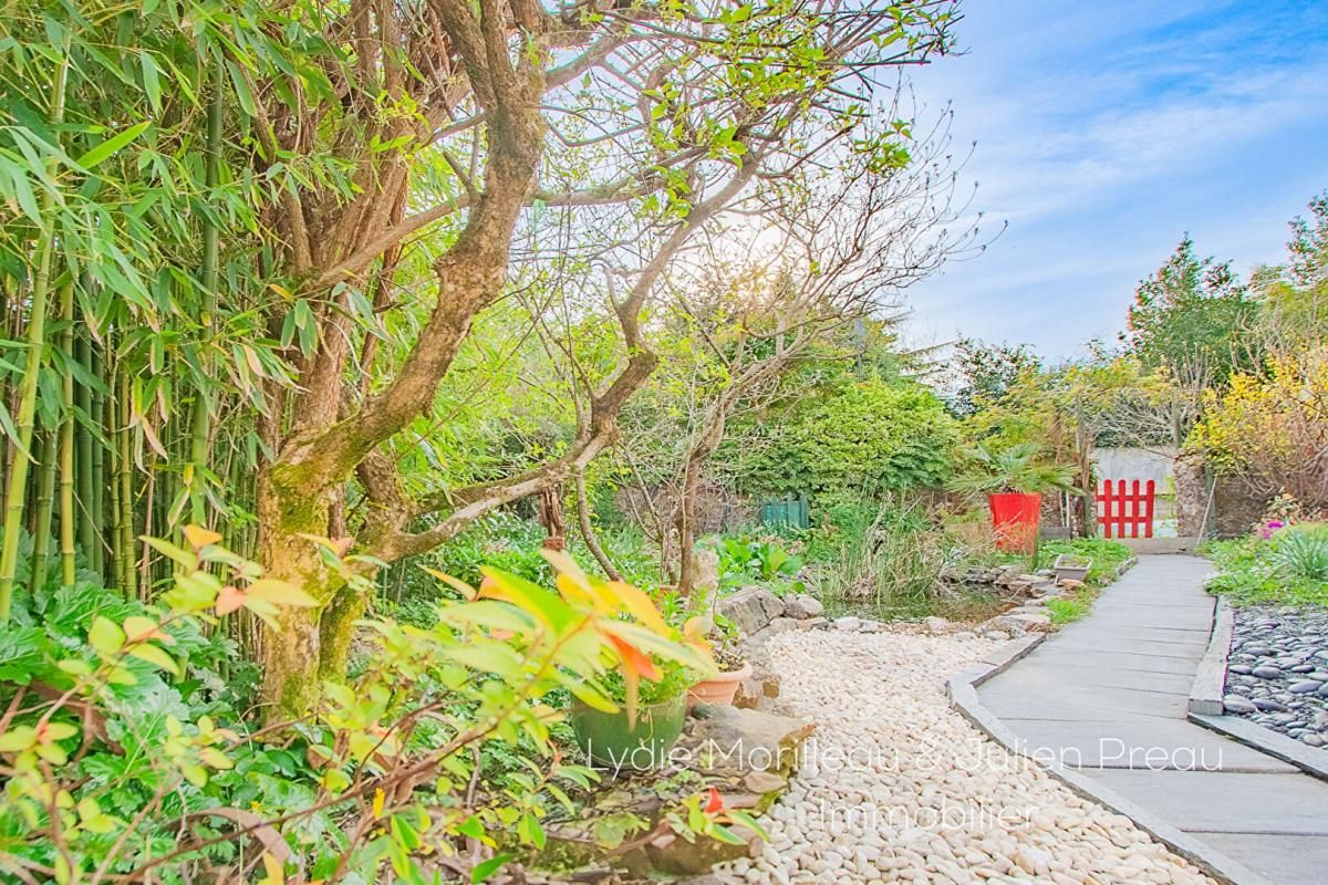 REZE MAISON DE CARACTÈRE -107 m² - PISCINE & JARDIN ARBORÉ 1