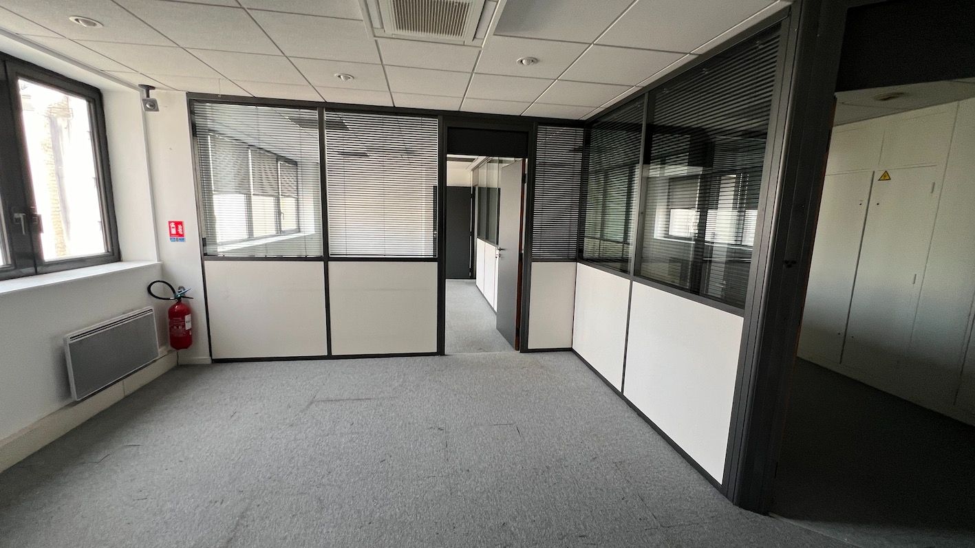 BOULOGNE-BILLANCOURT BOULOGNE BILLANCOURT - LOCATION BUREAUX 169 M² 2