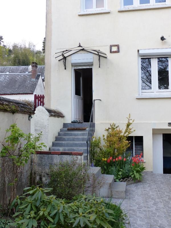 CHATEAU-RENARD Maison  5 pièce(s) 126 m2 3