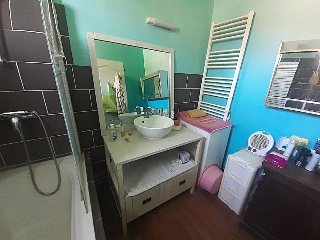 HAUSSEZ Maison Haussez 2 /3 chambres loué 4