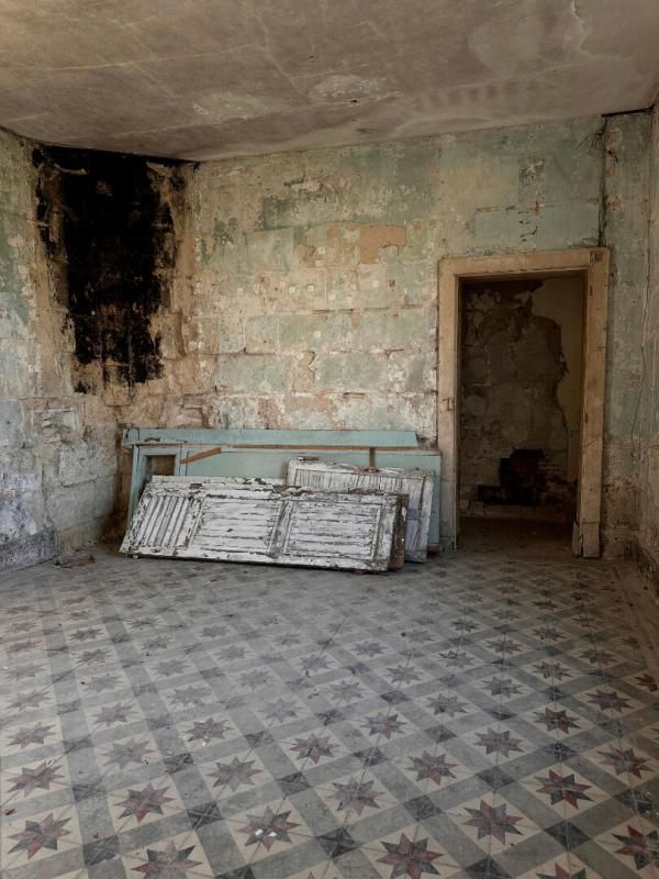DOMMIERS Immeuble en pierre avec fort potentiel de division ? 220 m² à rénover entièrement 3